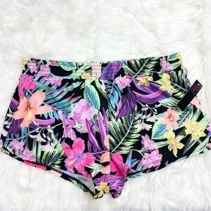 NWT No Boundaries Athletic Shorts, Size Large